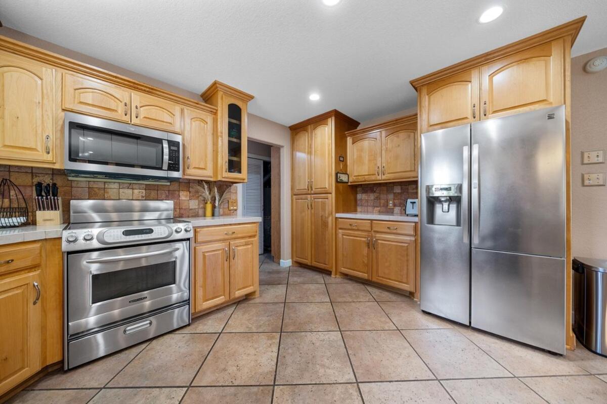 Steps To The Lake, Game Room & More! Sleeps 9 Lake Hamilton Esterno foto